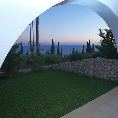 Erofili Villa Lourdata (Kefalonia)